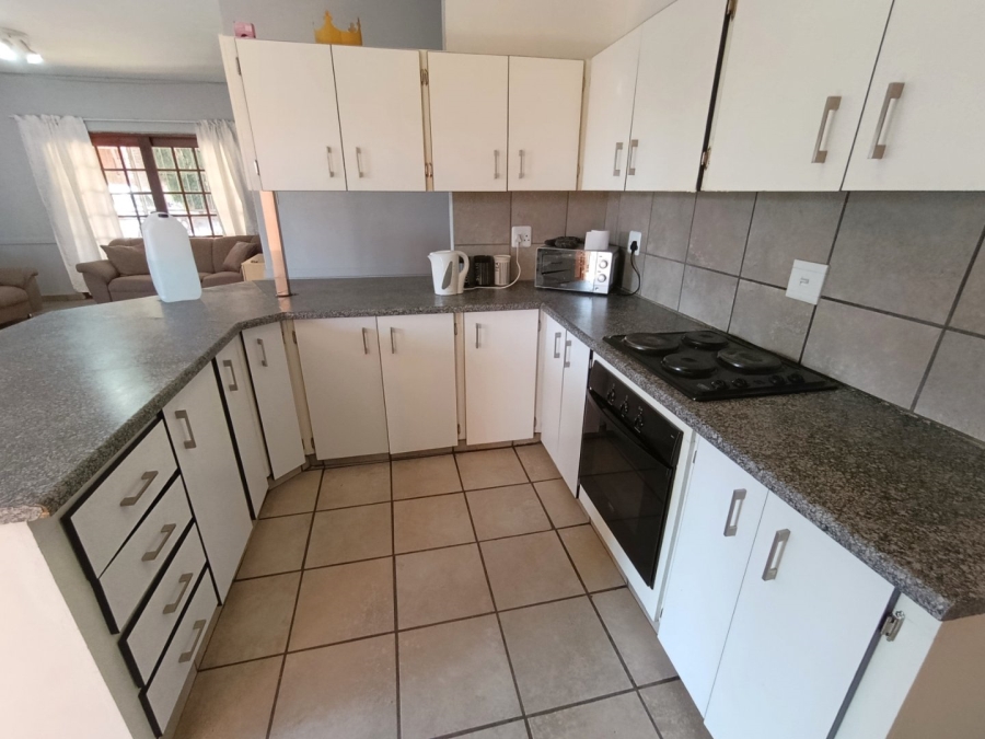 3 Bedroom Property for Sale in Langenhovenpark Free State